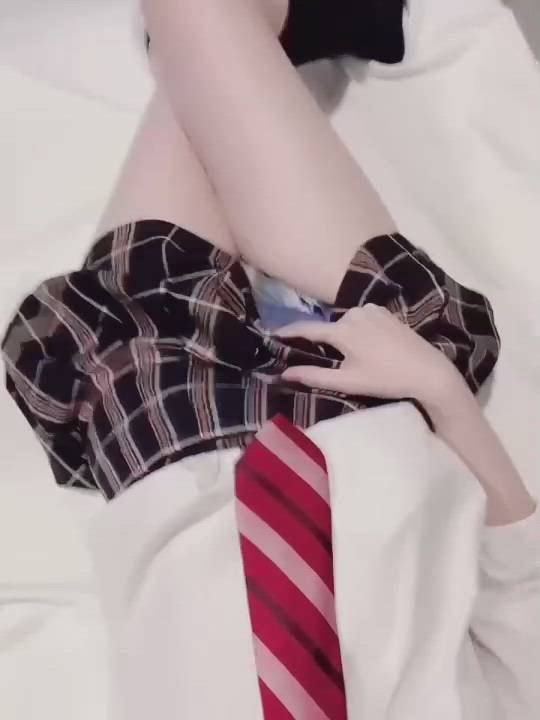 CHERRY WEST - りり動画サムネイル