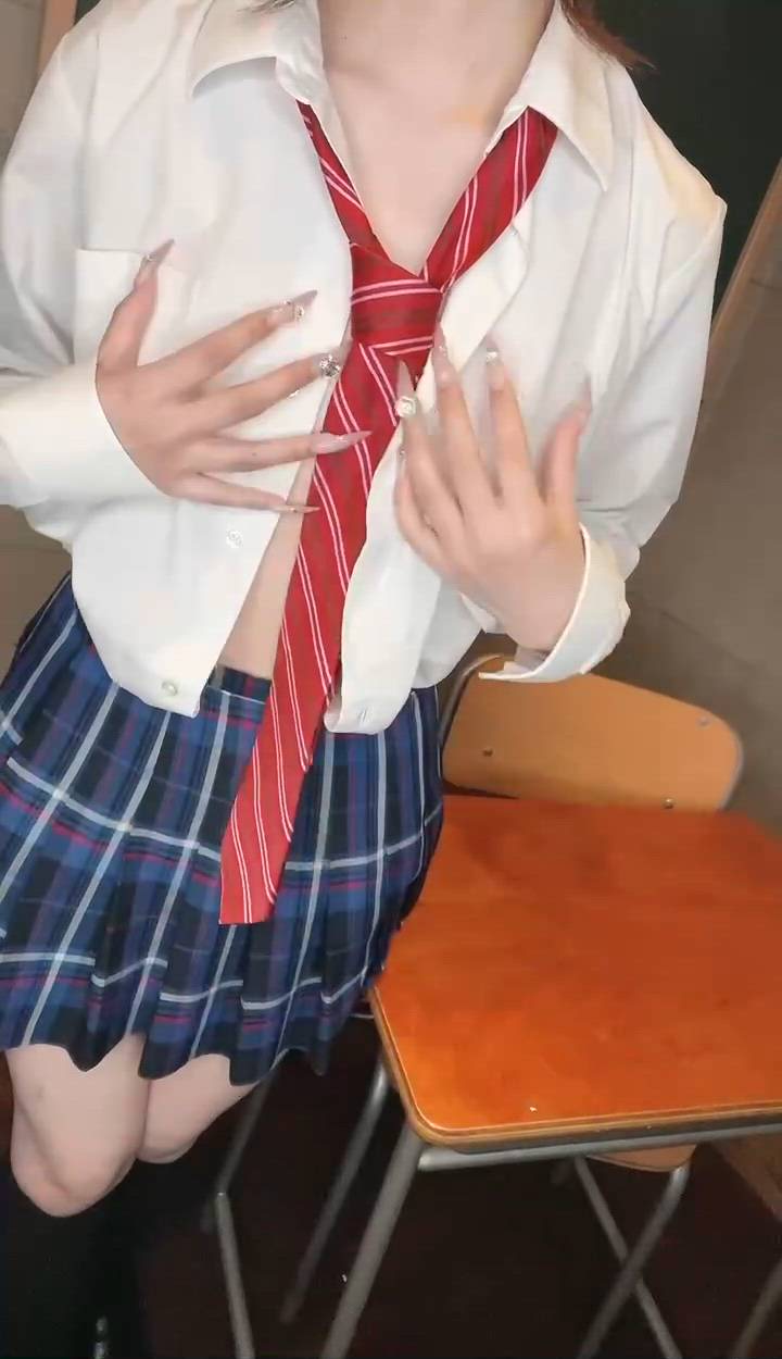 CHERRY WEST - うい動画サムネイル