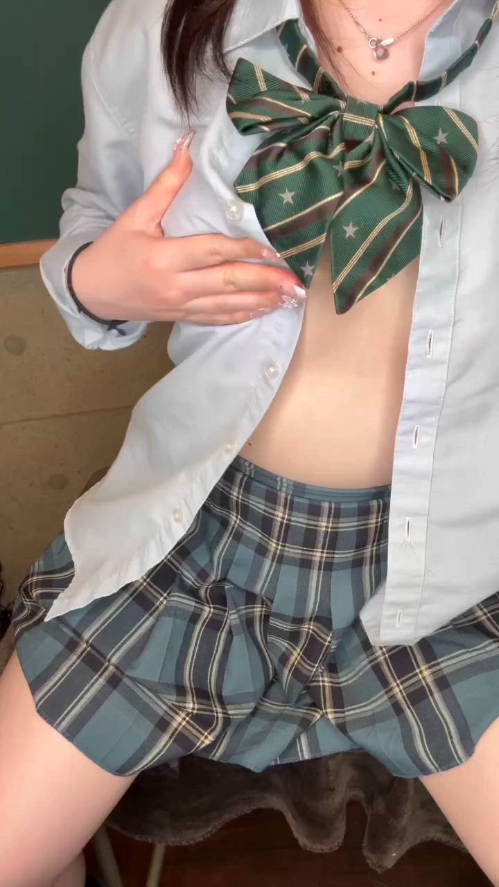 CHERRY WEST - もか動画サムネイル