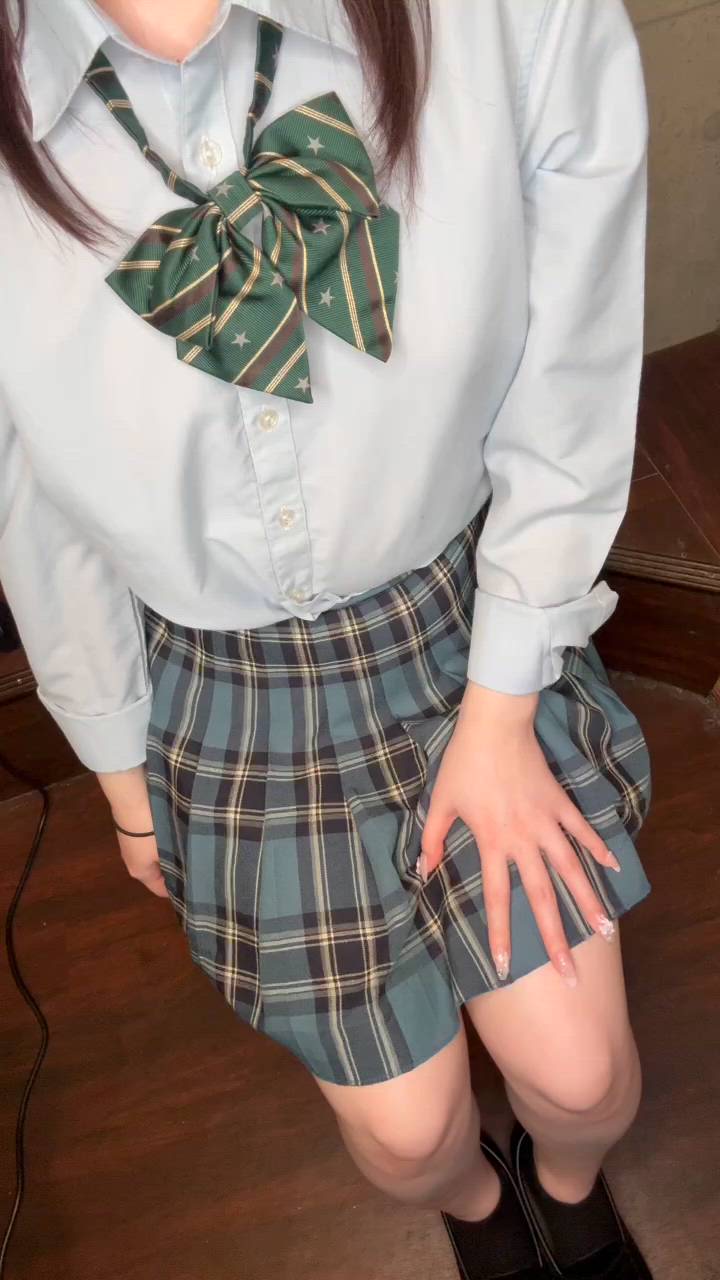 CHERRY WEST - もか動画サムネイル