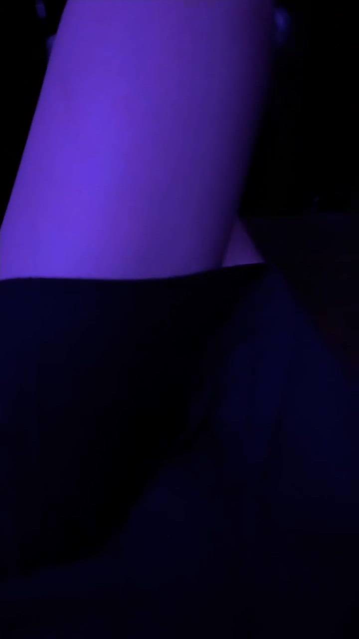 CHERRY WEST - ひな動画サムネイル